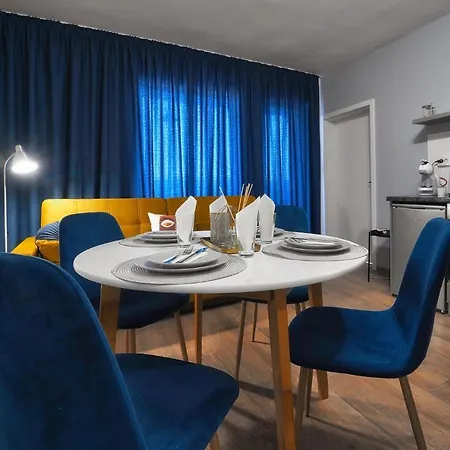 Hotel apartamentowy Adel