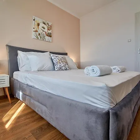 Adel Wielkie Tyrnowo