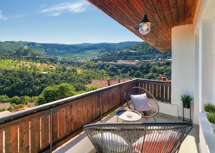 Adel 4* Veliko Tărnovo