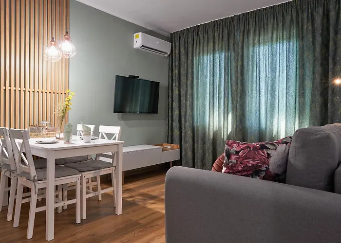 Hotel de apartamente Adel 4*